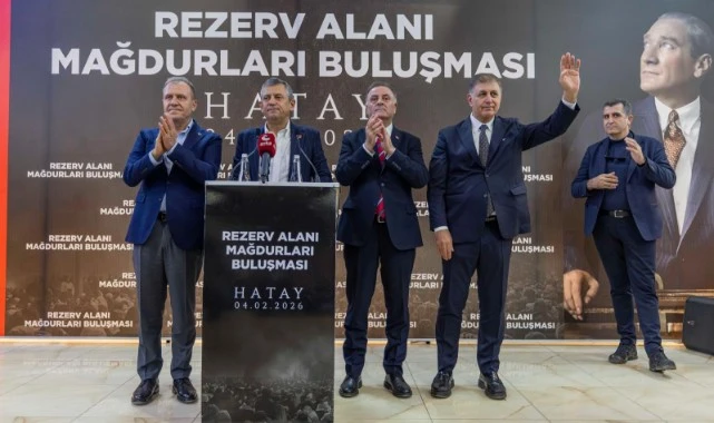 Başkan Cemil Tugay: "Depremzedelere yönelik çabamız bundan sonra da sürecek"