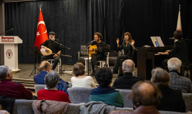 Hidayet Karakuş Bornova’da yürekleri aydınlattı