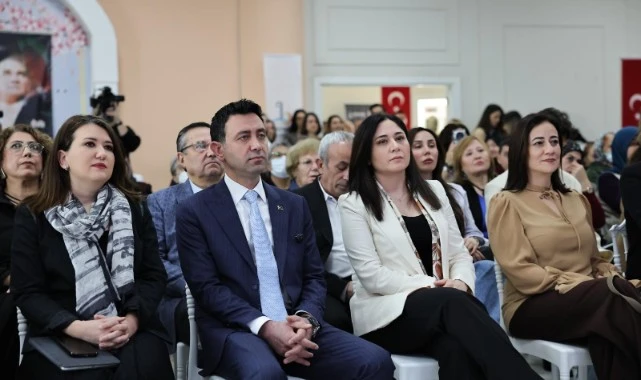 Bayraklı'da "Kadın Emeği ve Toplumsal Dönüşüm" Buluşması