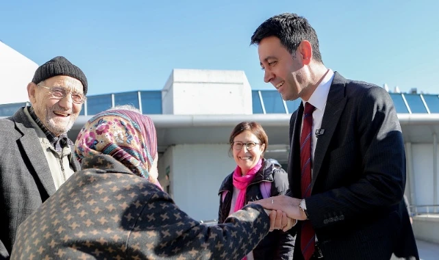 Bayraklı’da Yaşlılar Haftası Sosyal ve Sağlık Programlarıyla Geçiyor 