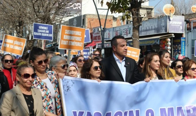 Çiğli’de 8 Mart Öncesi Dolu Dolu Program