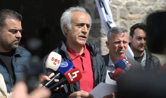 Harita ve Kadastro Mühendisleri Odası İzmir Şubesi’nden Başkan Tugay’a destek “Tescil yasaya aykırı” 