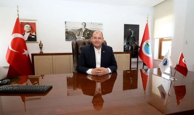 Muhtarlardan Başkan Çiçek'e Teşekkür