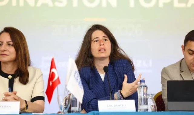 Çeşme Belediyesi 2026 yaz sezonu öncesi esnafla bir araya geldi