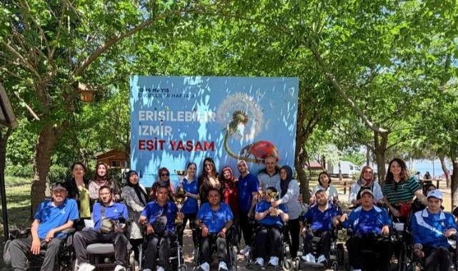 İzmir’de engeller dayanışma ve dostlukla aşıldı