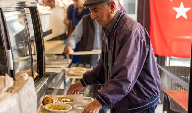 İzmir'de Kent Lokantaları’nda 19 Mayıs'a özel ücretsiz yemek