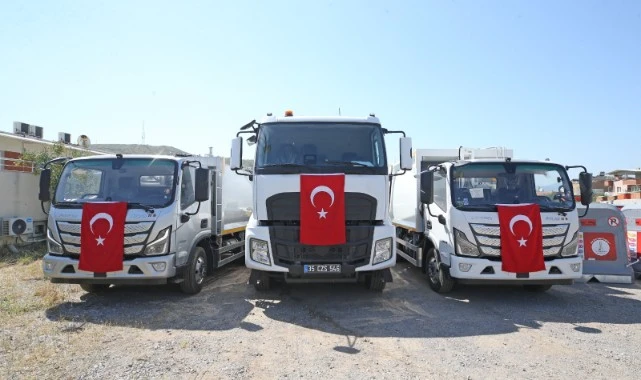 Karşıyaka’nın temizlik filosu üç yeni kamyonla güçlendi