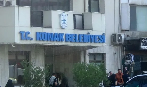 Konak Belediyesi'nden sendikal krize ilişkin açıklama: "Emek mücadelesi kılıfıyla algı yaratılıyor"