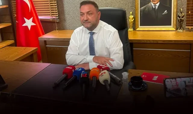 CHP İzmir'de ilçe başkanlarından Gümrükçü'ye şok tepki