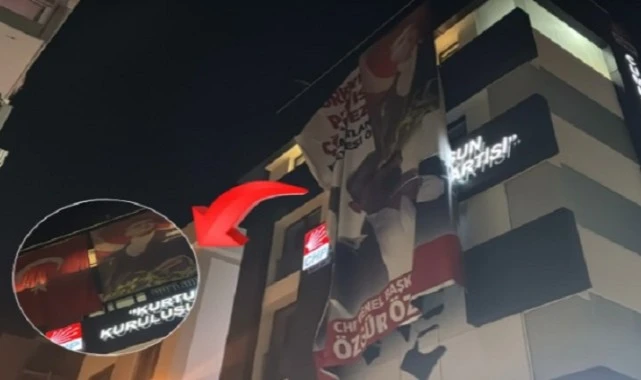 CHP İzmir'de Özgür Özel’e ait poster ve fotoğraflar kaldırıldı