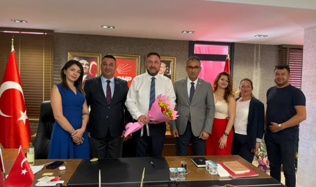 Gelecek Partisinden Gümrükçü 'ye Hayırlı Olsun Ziyareti