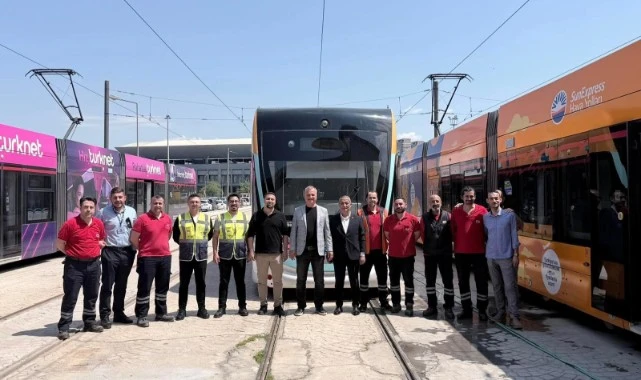 İzmir Metro araçlarını kendi gücüyle yeniliyor