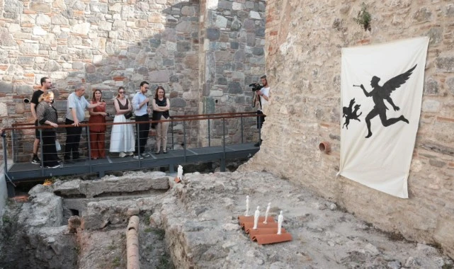 Kıllıoğlu Hamamı sanatla yaşamaya devam ediyor: “Görünmeyen Formlar” sergisi açıldı