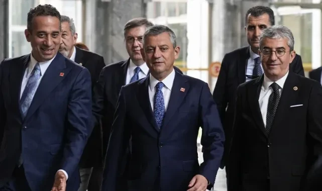 Özel Cephesine Şok: Ali Mahir Başarır ve Gökhan Günaydın'ın Grup Başkanvekillikleri Düştü