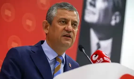 Özgür Özel mücadeleyi 'üç aşamada' anlattı: Yeni parti için takvimi açıkladı