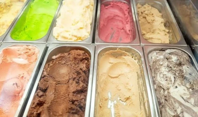 Bodrum'da Cep Yakan Külah: Bir Top Dondurmaya 400 TL İsteyen İşletmeye Bakanlık Tokadı