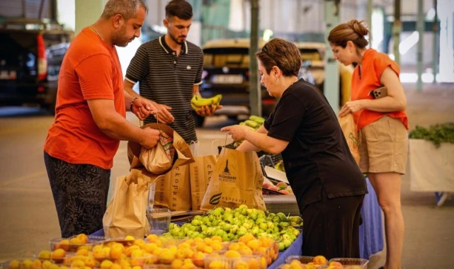 İzmir’in ömrü uzatan pazarı: Ekopazar İzmir