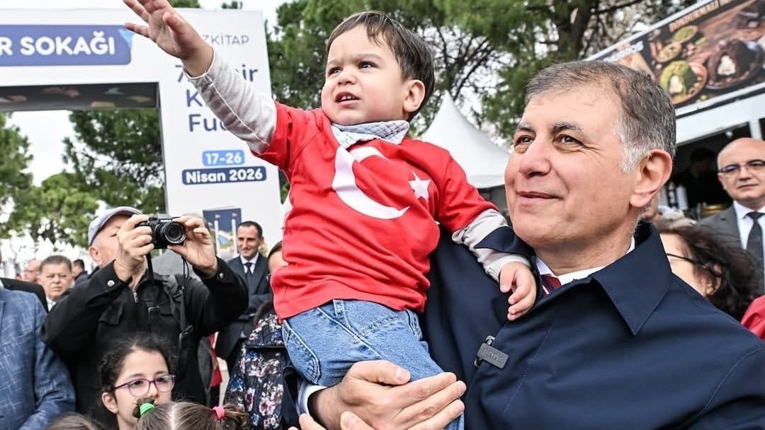 Başkan Tugay’dan 29 Ekim mesajı: “Cumhuriyet’i milletçe yaşatacağız”