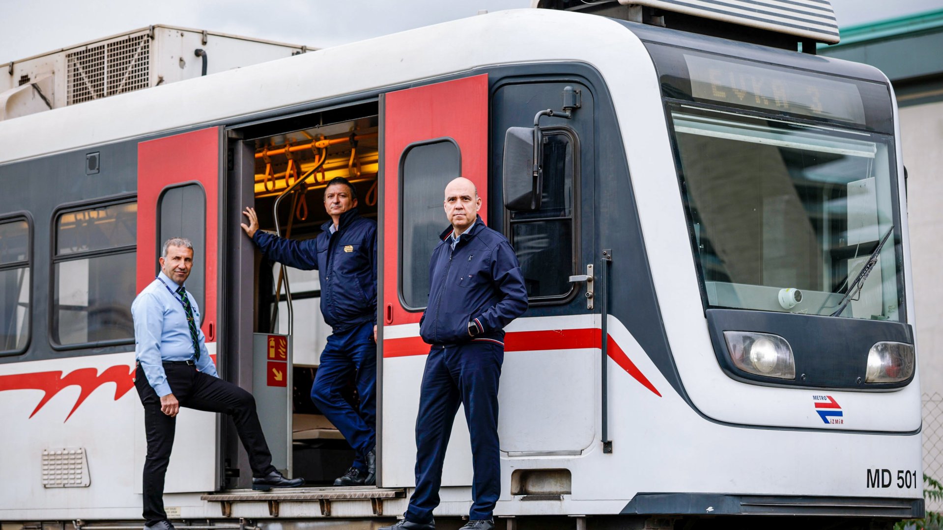 İzmir’in raylarına çeyrek asırdır iz bırakıyorlar