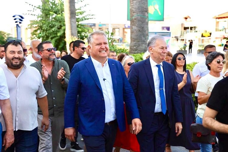 Başkan Balkan'dan Yeni Parti kararına ilişkin açıklama: "Görevi yürütme anlayışımız değişmeyecek"
