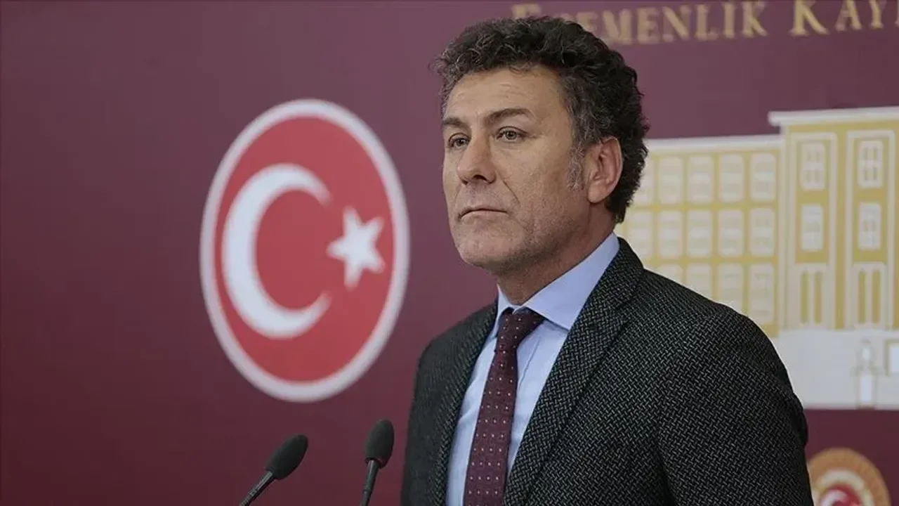 CHP'den Menderes Belediyesi operasyonuna tepki