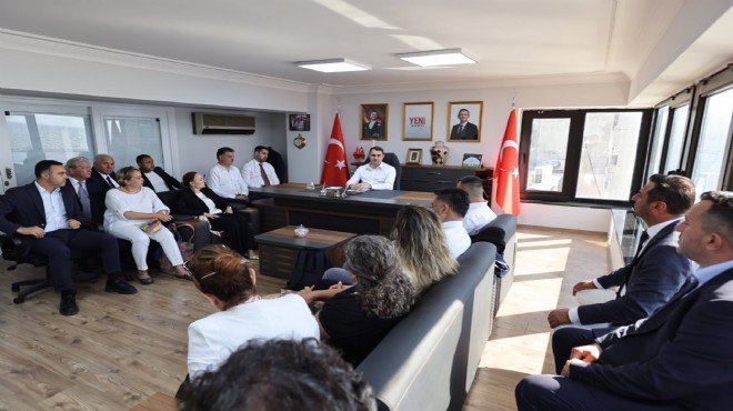 Yeni Parti İzmir İl Başkanı Çağatay Güç ilk toplantısını gerçekleştirdi
