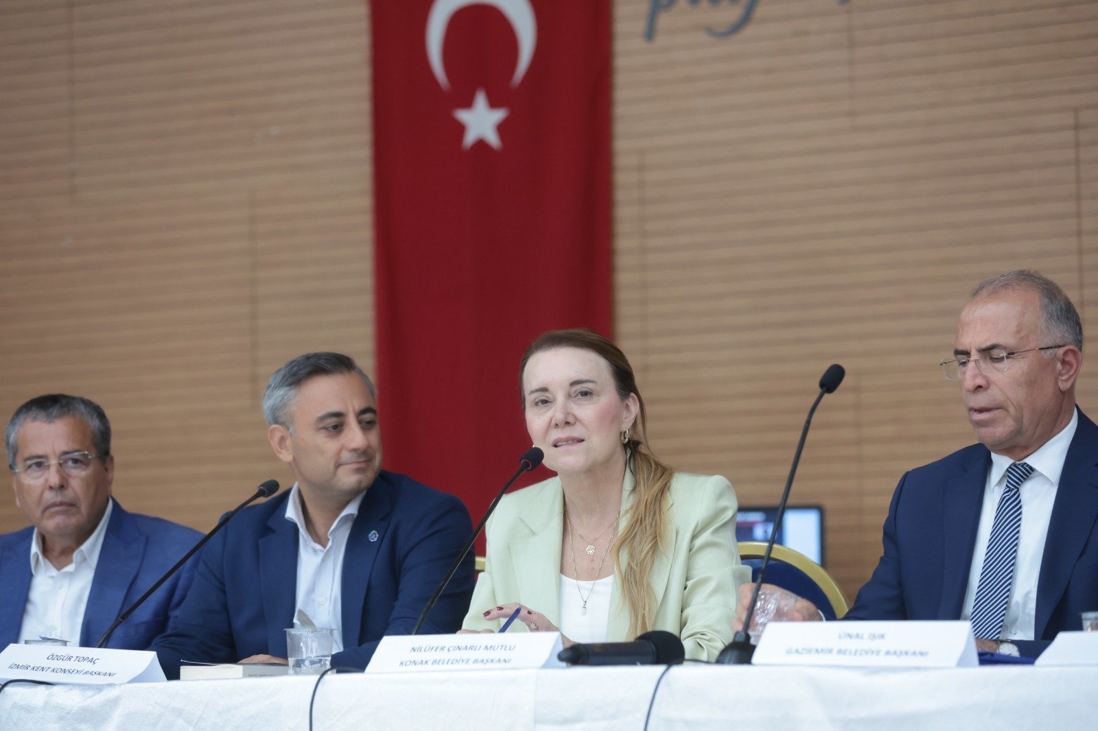 Aydın Erten ‘Halkçı Belediyeciliğin İzinde’ paneliyle anıldı