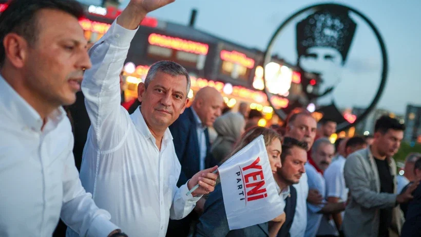 Özgür Özel Siyasi Rotayı Çizdi: İlk Saha Çalışması İçin Karadeniz Çıkarması