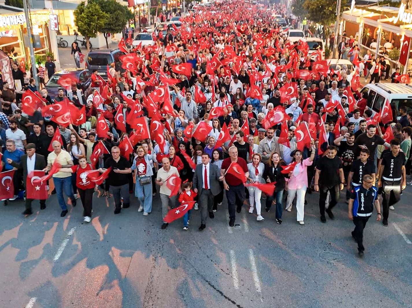 Torbalı’da 30 Ağustos Coşkusu: Fener Alayı ve Konser Düzenlenecek