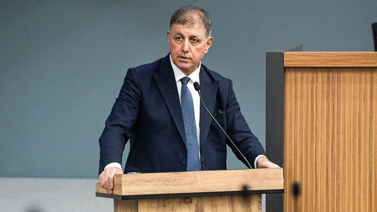 CHP'den Cemil Tugay hakkında açıklama: "Siyasal durumu netleşmeli