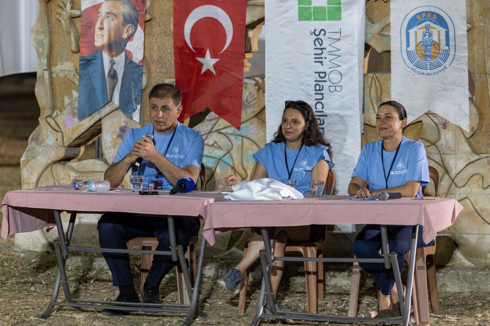 Başkan Tugay geleceğin şehir plancılarıyla buluştu