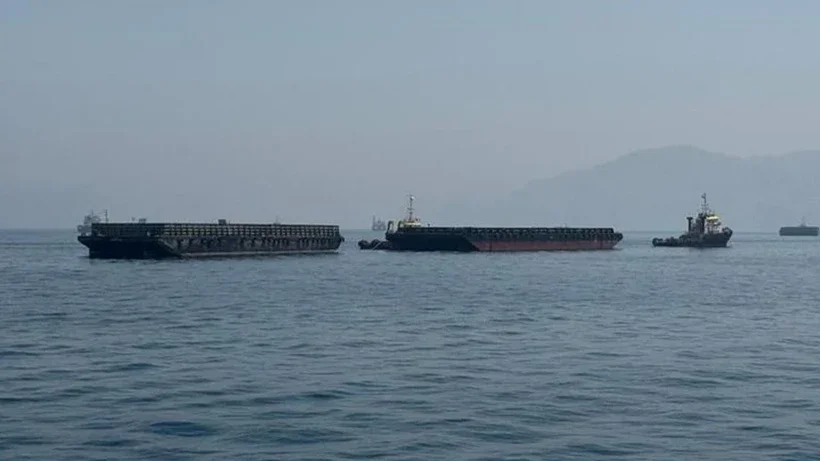 Hürmüz Boğazı Ateş Çemberi! Bir Gemi Daha Vuruldu