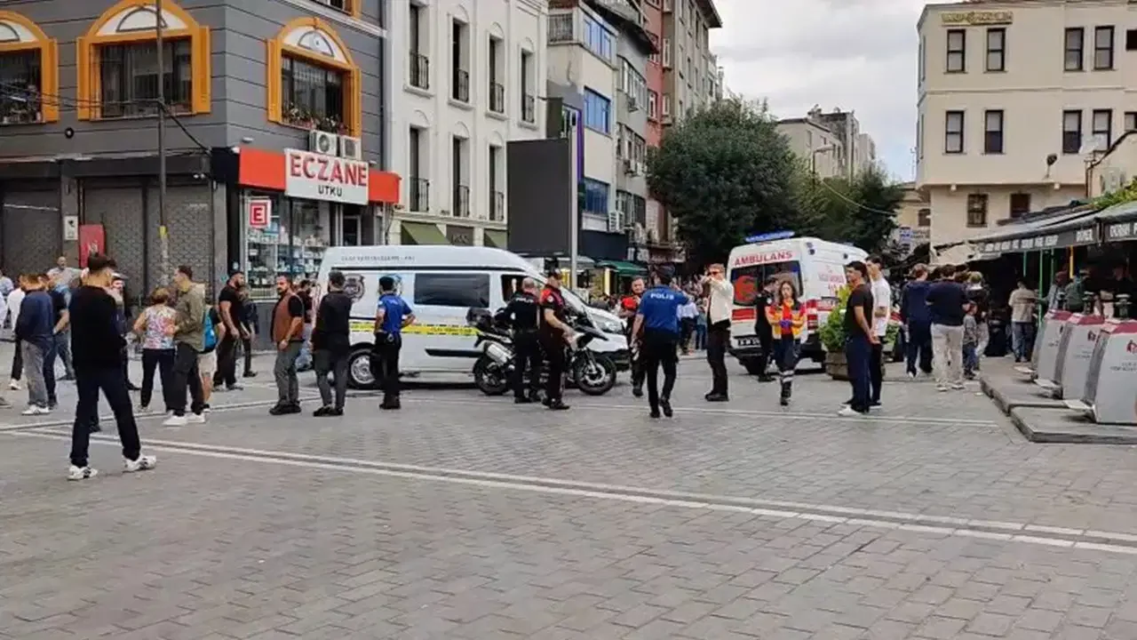İstanbul'da döviz bürosunda silahlı kavga: 2 kişi hayatını kaybetti