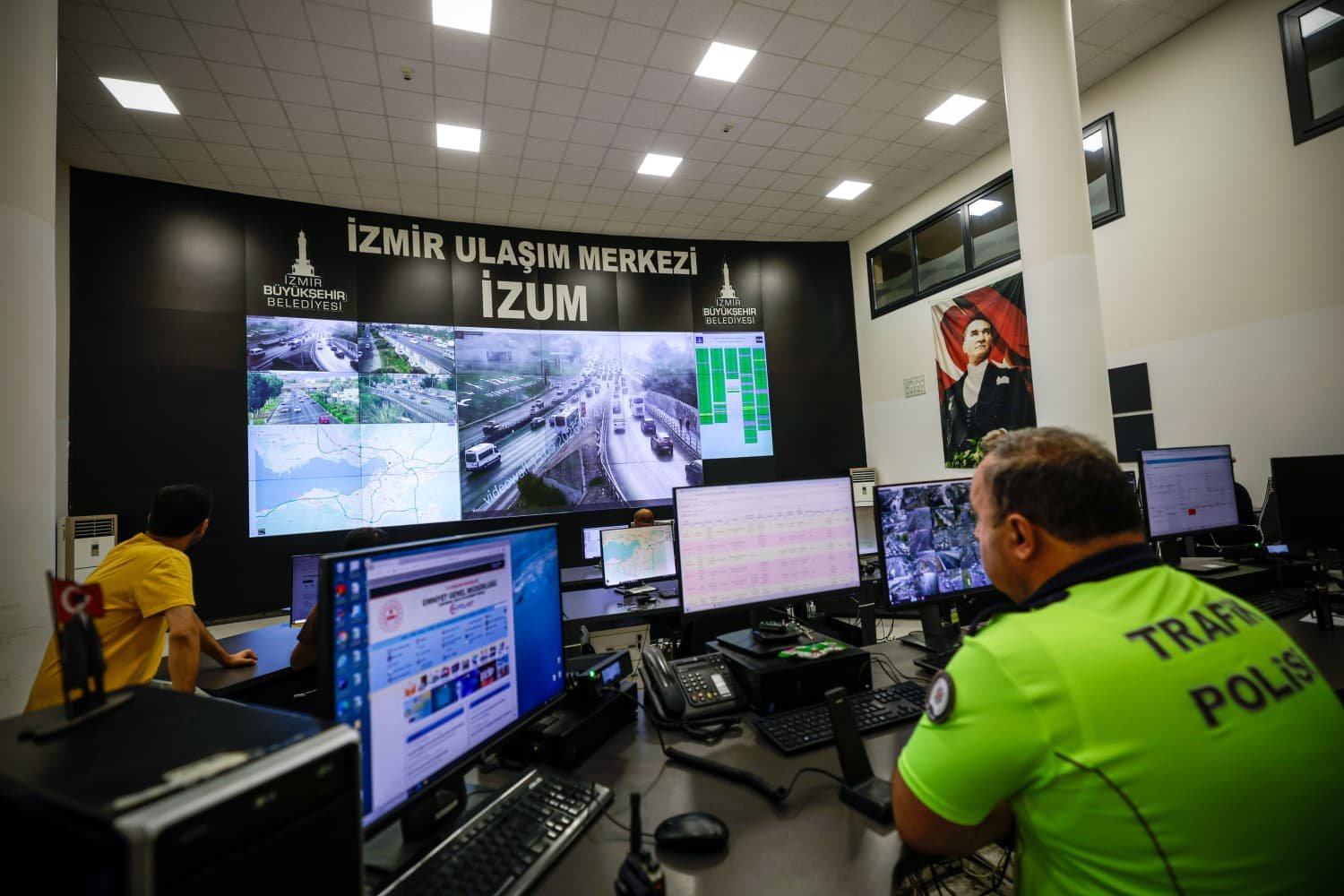 Okul trafiği İZUM’un yakın takibinde