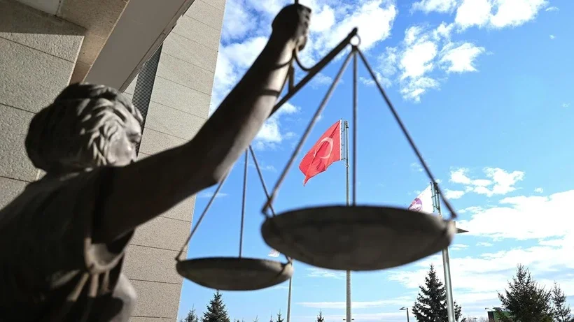 Adliyelerde Menfaat Şebekesi Çökertildi: 2'si Avukat 5 Şüpheli Gözaltında