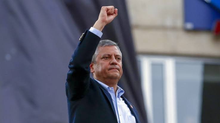 'Özgür Özel deyince tanıyorlar'... YENİ Parti'nin saha raporu