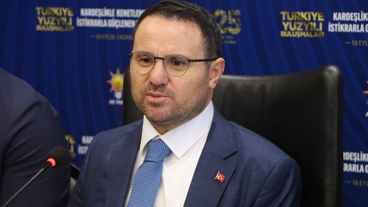 Seçim yılını Adalet Bakanı Akın Gürlek duyurdu: '2028'de Sayın Cumhurbaşkanımızı tekrar seçmek için...'