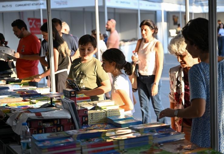 Edebiyatın kalbi Bornova’da atacak: 7. Kitap Günleri başlıyor!