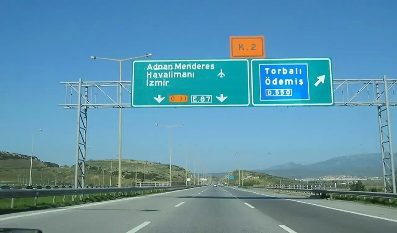 CHP'li Deniz Yavuzyılmaz: "İzmir-Aydın Otoyol ücreti 415 TL’ye çıkabilir"