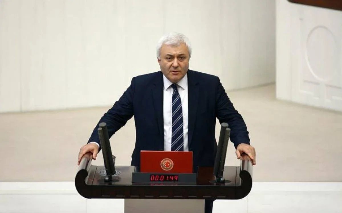 Yeni Partili Özkan'dan Başkan Yıldız'a sert tepki: "Bu utancın altından kalkamaz"