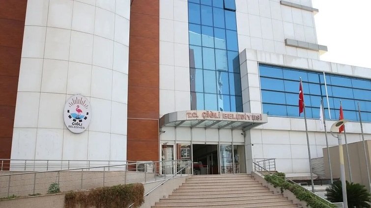 Çiğli Belediyesi 27 yıl sonra sağ partiye geçti