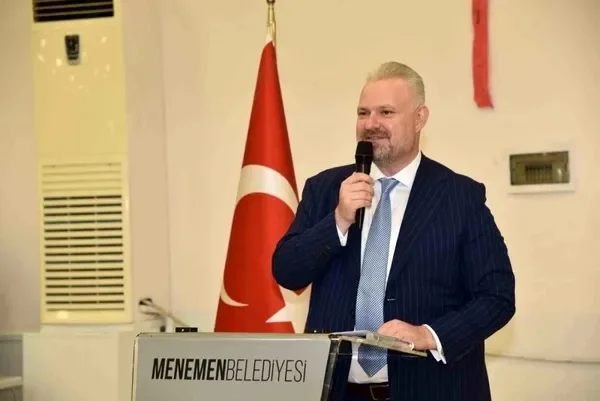 Başkan Pehlivan duyurdu: İki meclis üyesi AK Parti'ye geçti