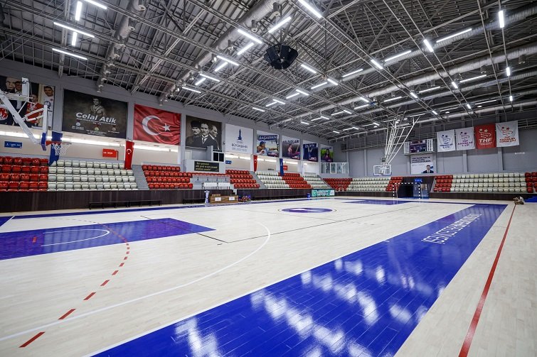 Celal Atik Spor Salonu yenilendi