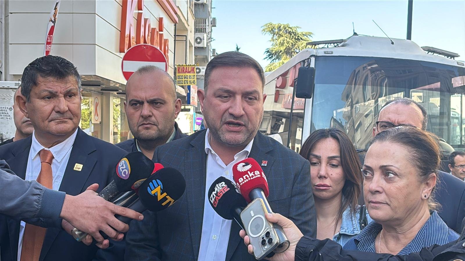 Başkan Gümrükçü'den operasyon tepkisi: "Savunma hakkı sınırlandırılmamalı"