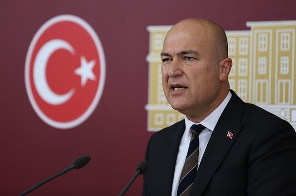 Murat Bakan'dan Cemil Tugay açıklaması:  Kapalı kapılar ardında ne yattığını bilemeyiz