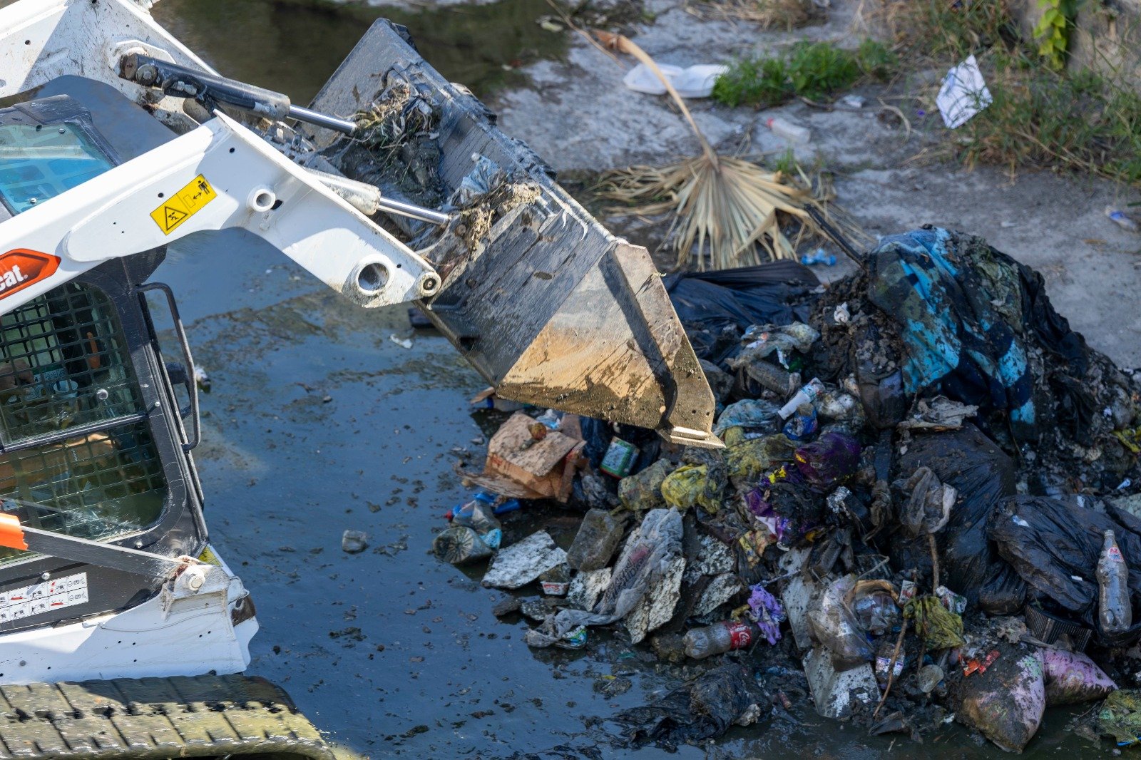 İzmir’in derelerinde kış seferberliği