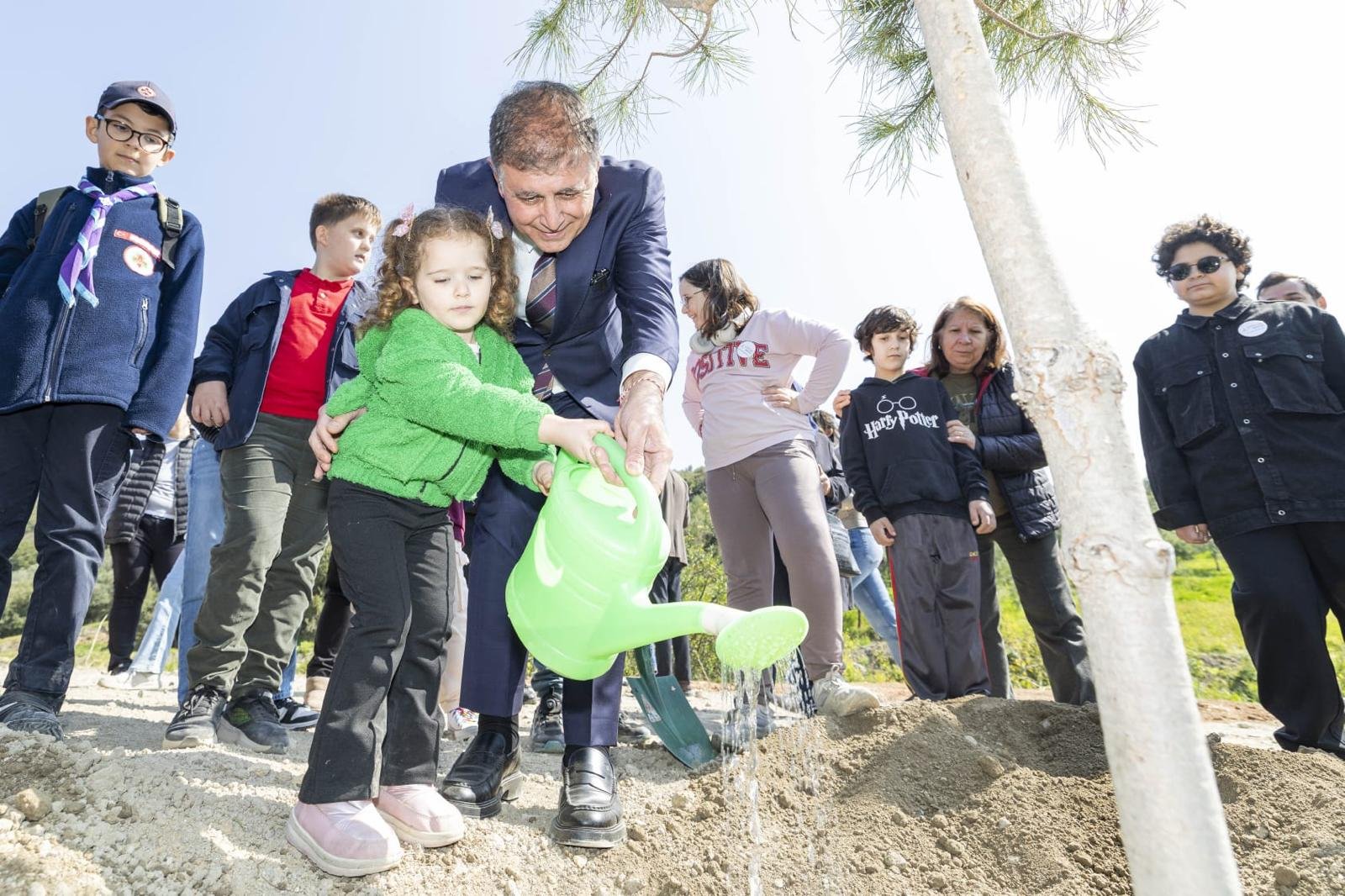 İzmir’de hafriyat toprağına doğa dostu yönetim