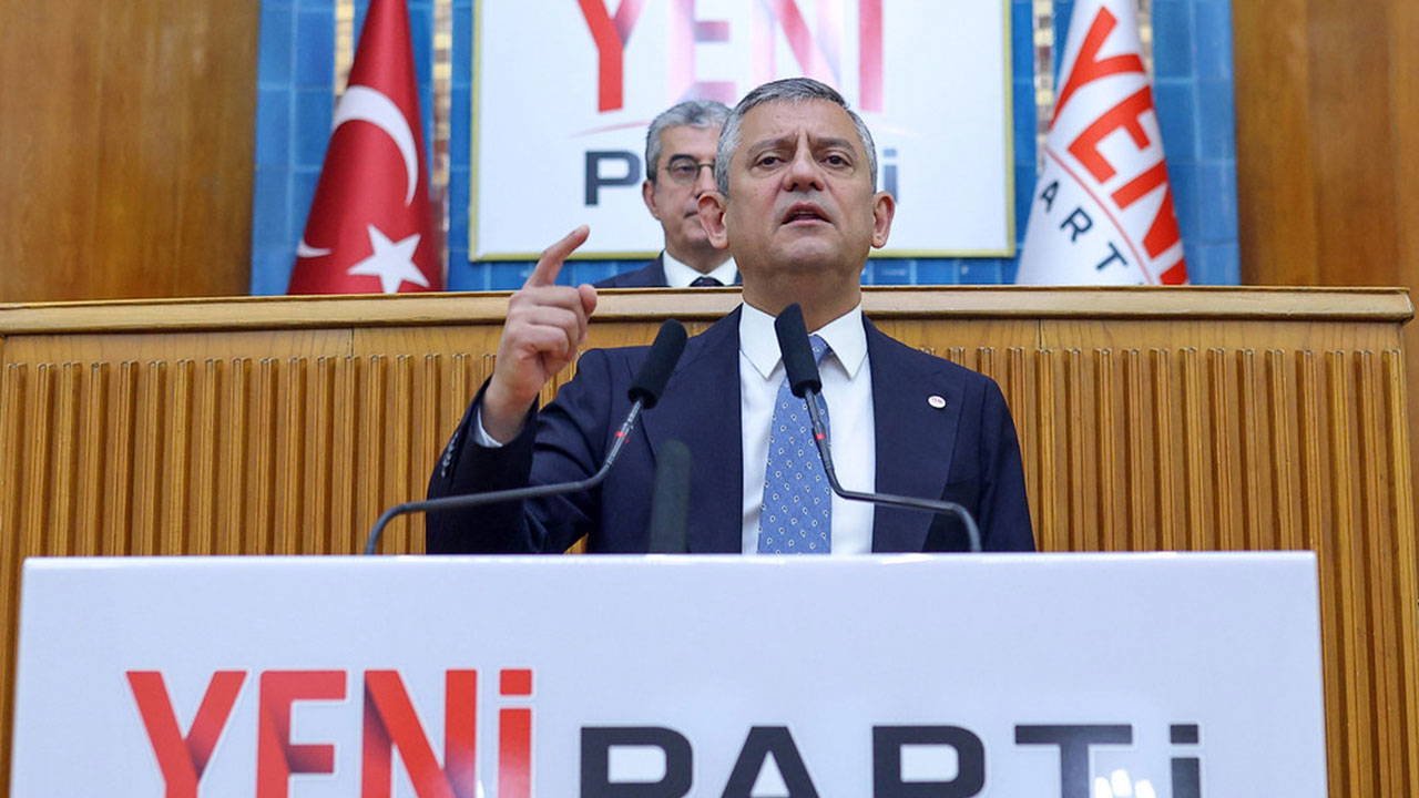Özgür Özel'den TBMM'de sert açıklamalar: İzmir ile kimse arama giremez