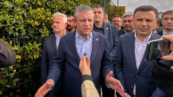 Özgür Özel İBB davası için Silivri'de: Halk TV'ye kayyum atanmasına tepki gösterdi