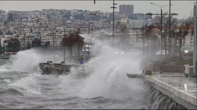 İzmir için rüzgar ve fırtına uyarısı